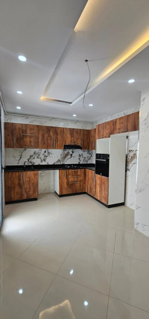 Appartement F3 92 m²  / 18
Million / m²
Négociable
